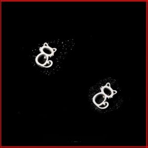 Clous d'oreilles acier argent chat