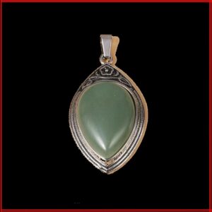 Collier argent antique pendentif aventurine verte sur cordon