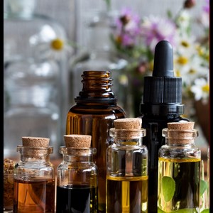 HUILES ESSENTIELLES